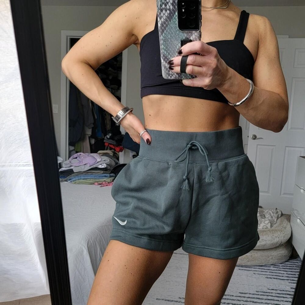 NIKE Phoenix Women's Baggy Sweatshorts in Dark Teal